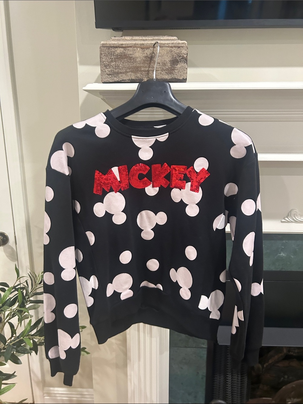 Mickey Polka Dot Sweatshirt with Red sequins Logo